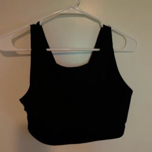 Never worn, got the wrong size.